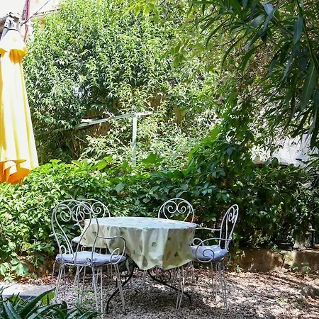Maison Deux Chambres, Garage, Jardin, Chez Nadine * Laroque-des-Albères