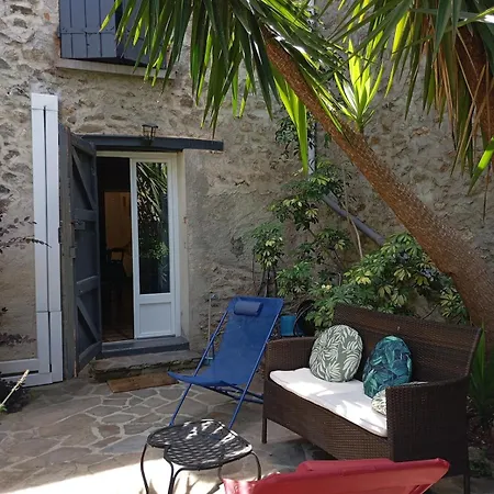 Appartamento Maison Deux Chambres, Garage, Jardin, Chez Nadine